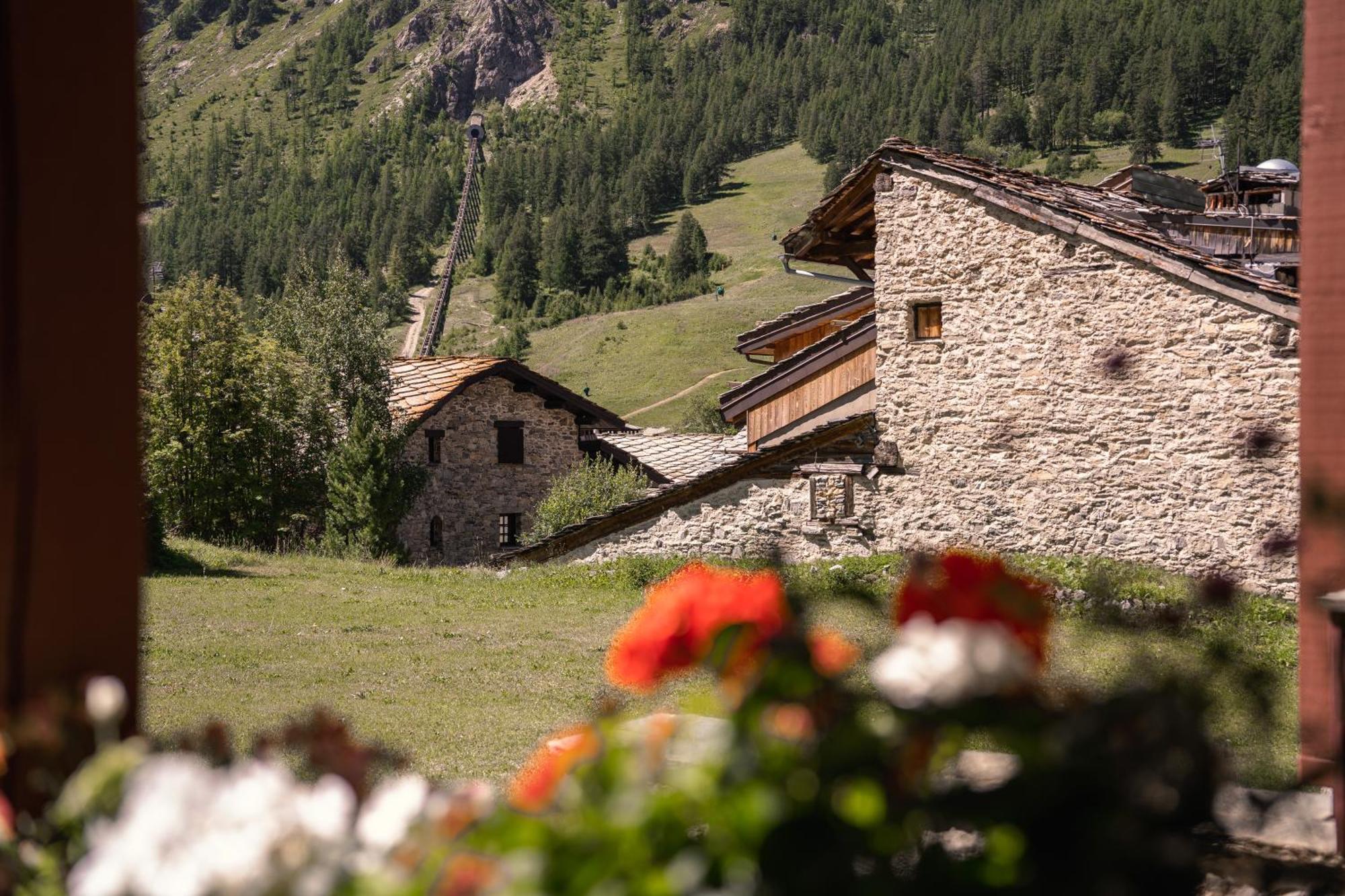 ホテル Maisons De Montagne Le Samovar Val-dʼIsère エクステリア 写真